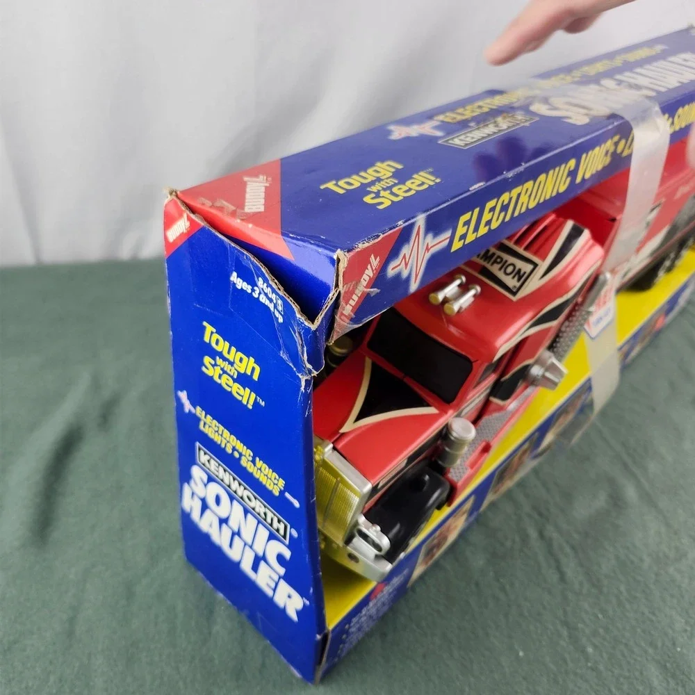Buddy L Champion Spark Plugs Sonic Hauler Semi-Truck Kenworth Boxed 8604